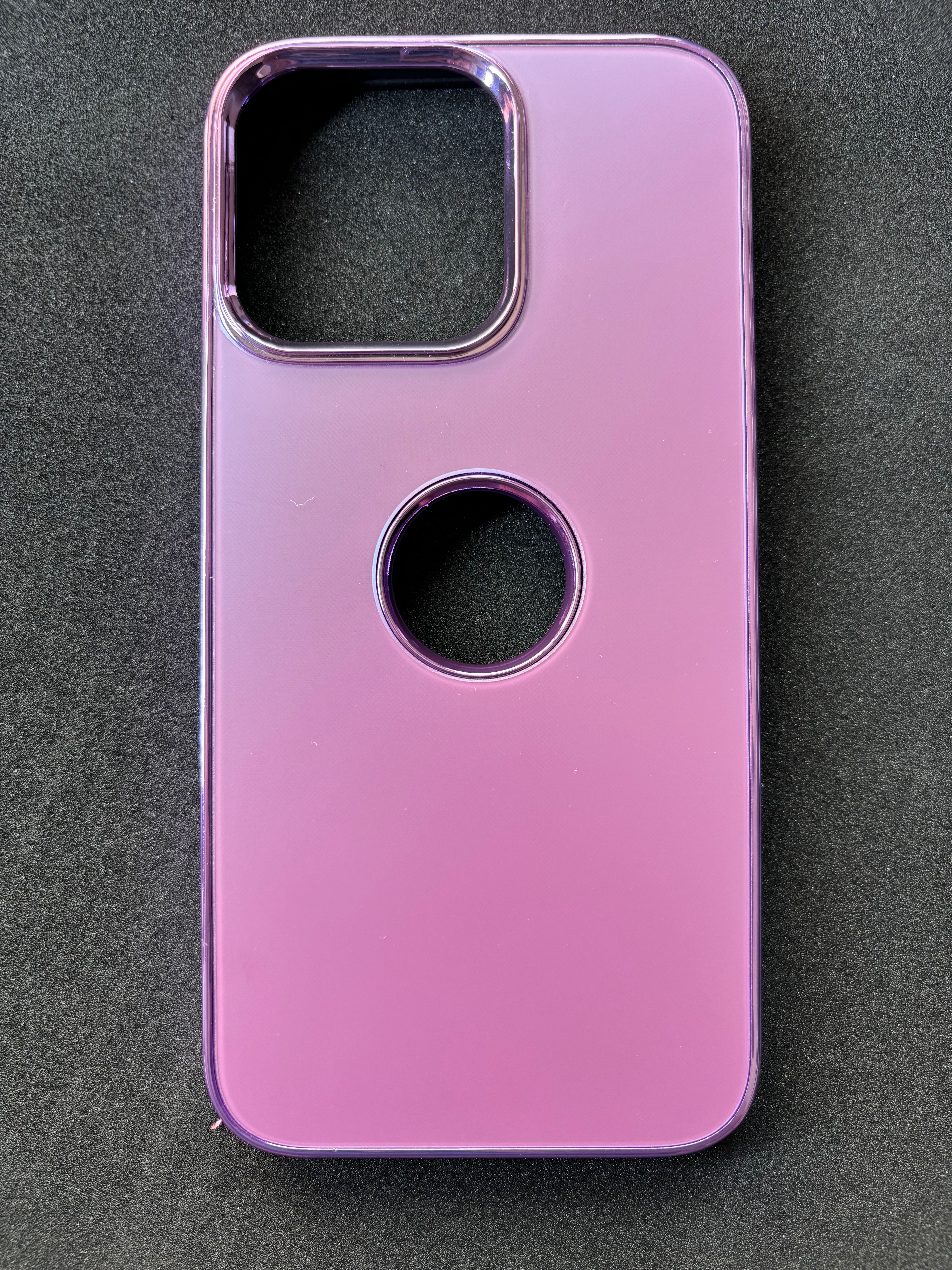 iPhone 15 Cover Sophisticated Phone Case Shaded Pink-579