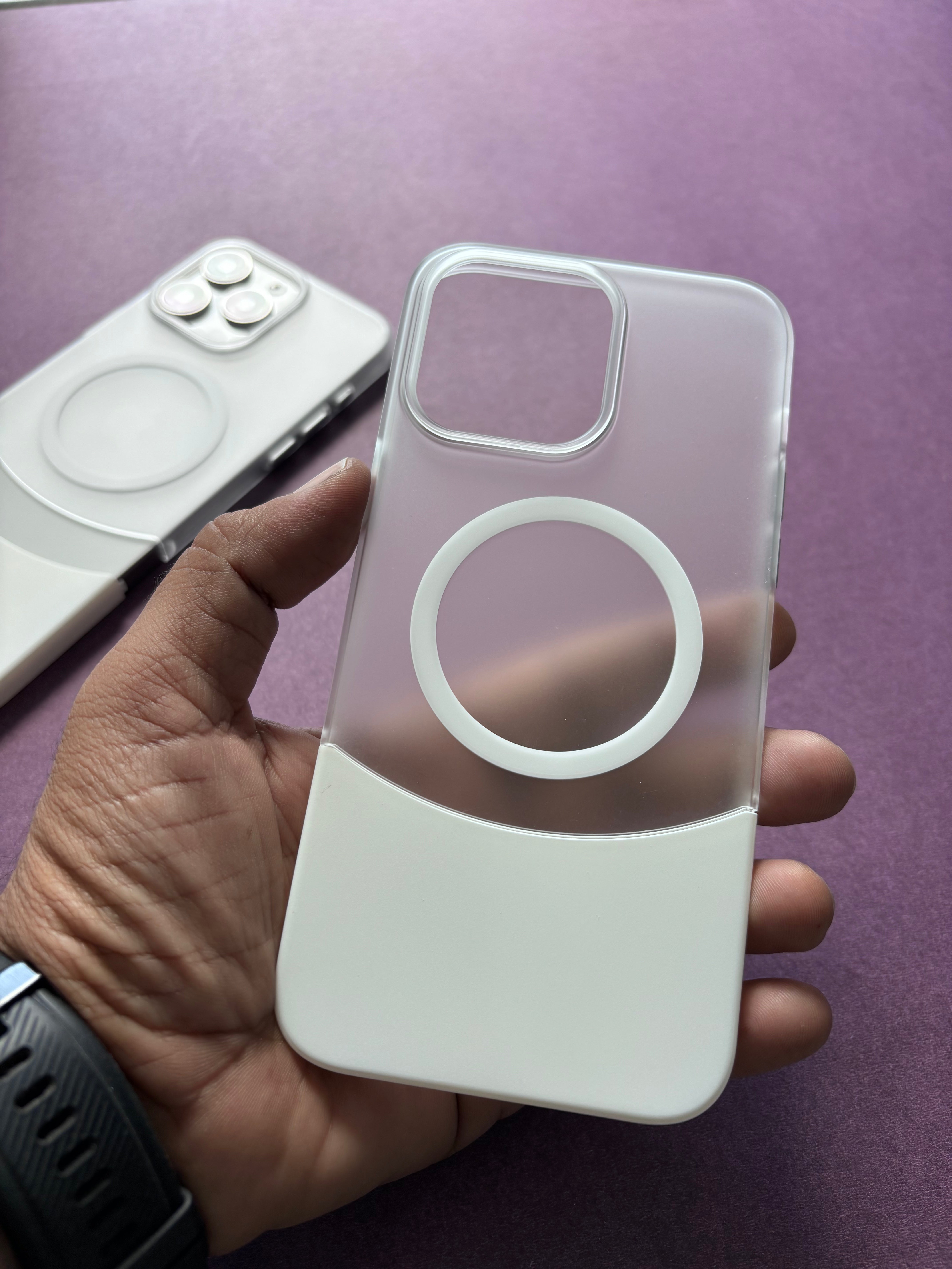 iPhone 15 Pro Back Cover - Splicing Detachable Cover-243