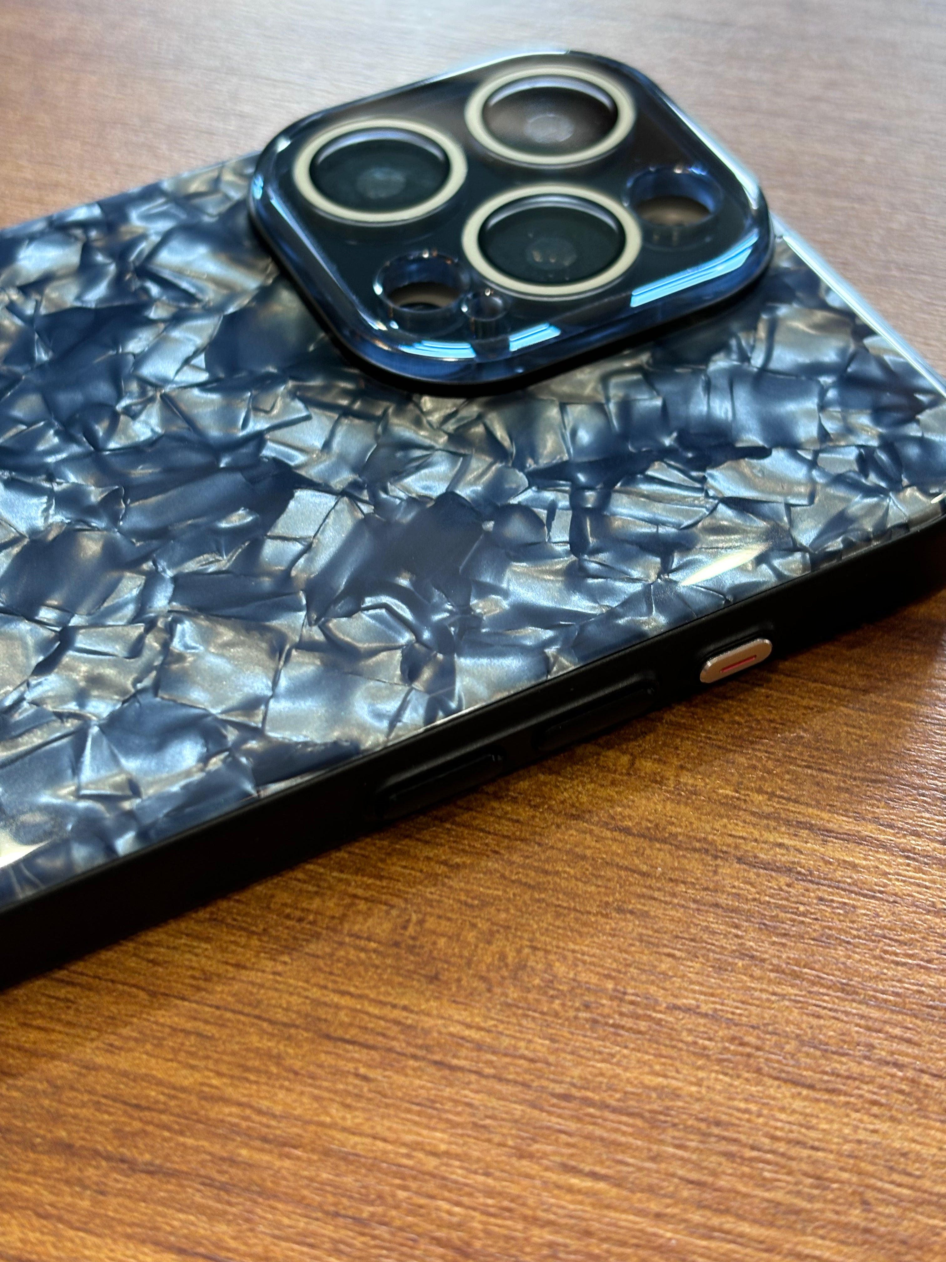 iPhone 15 Pro Cover - With Camera Protection-636