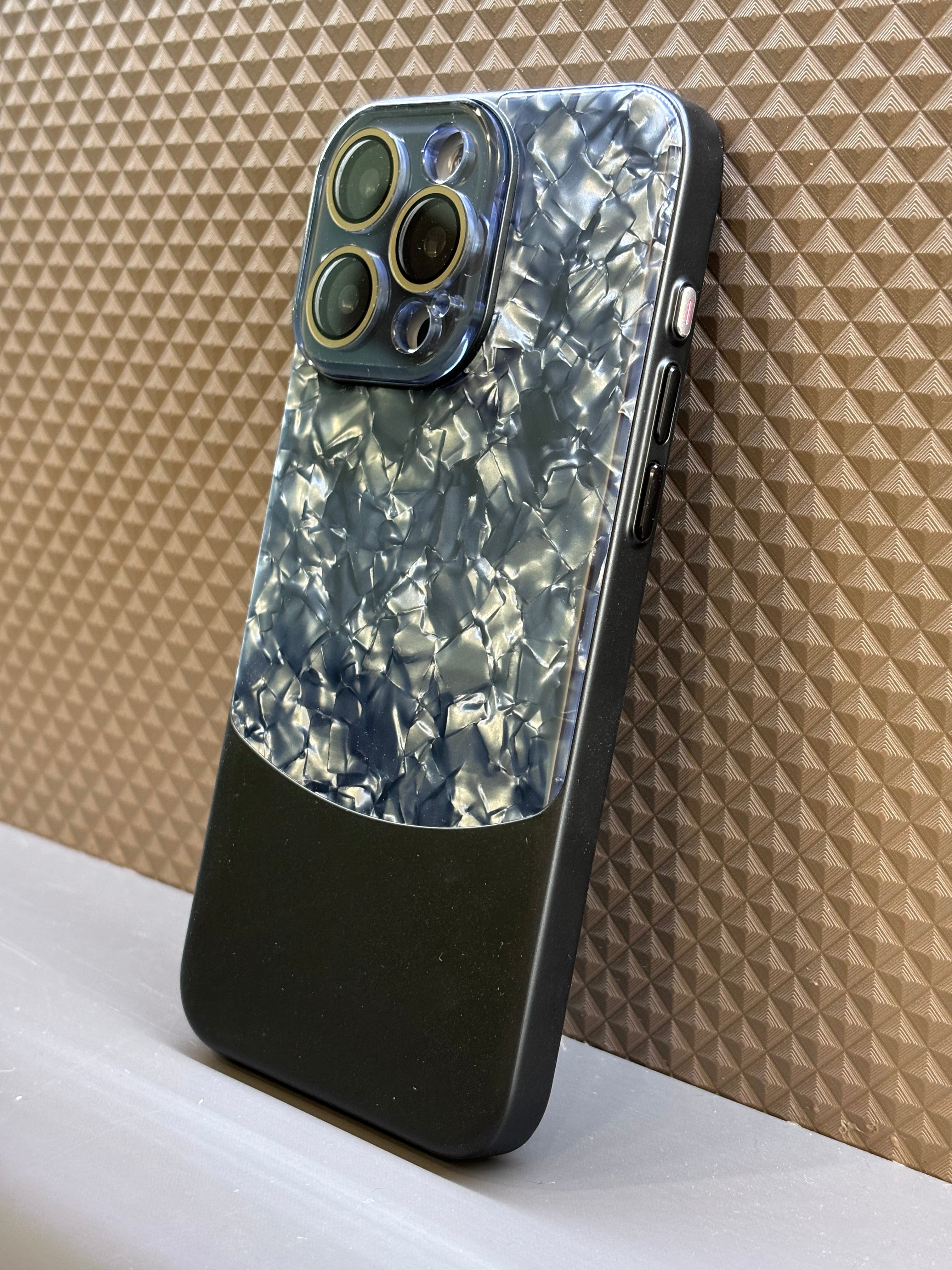 iPhone 15 Pro Cover - With Camera Protection-637