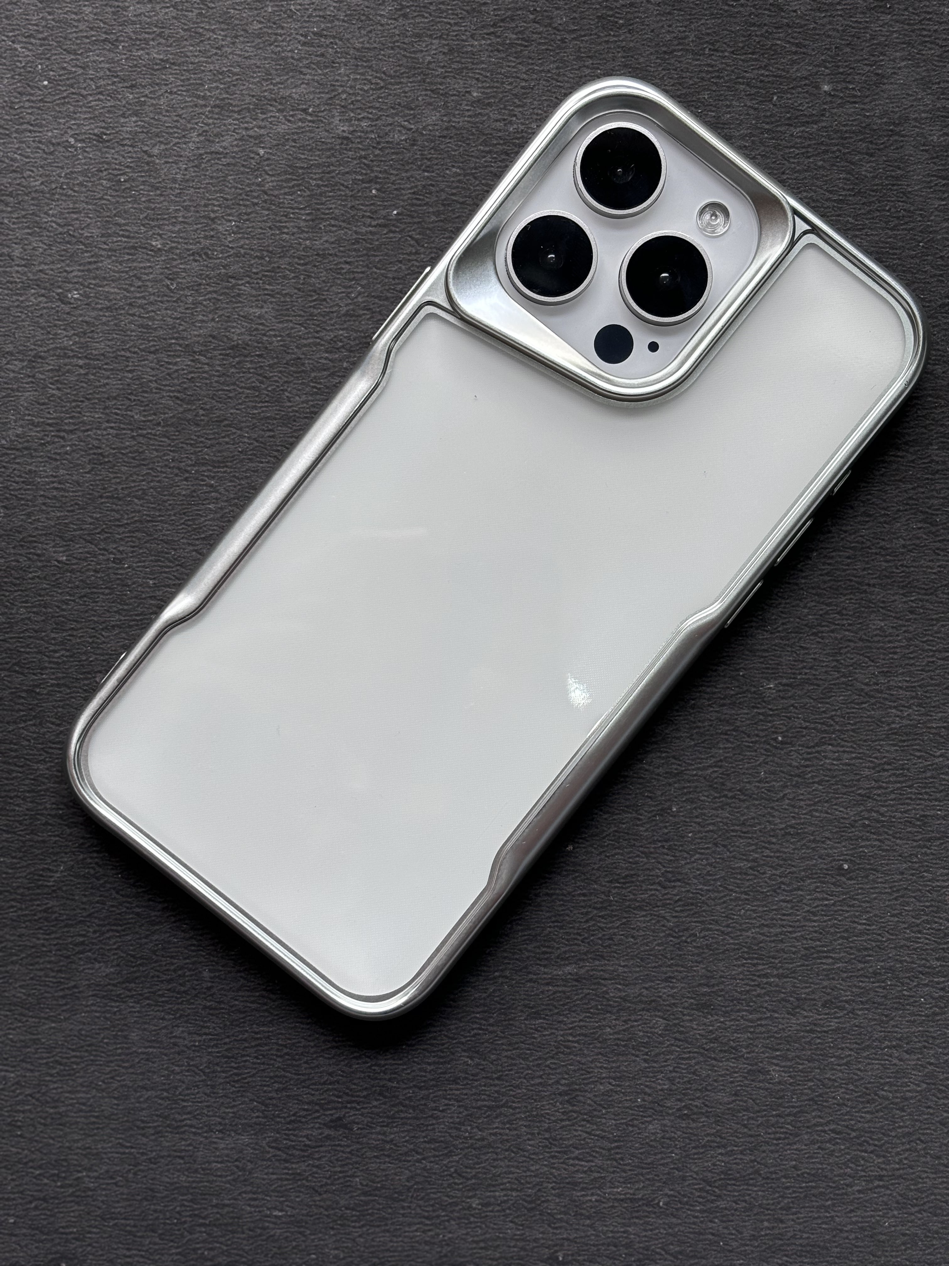 iPhone 13 Pro Max Cover Case - Luxury Silver Case-2336