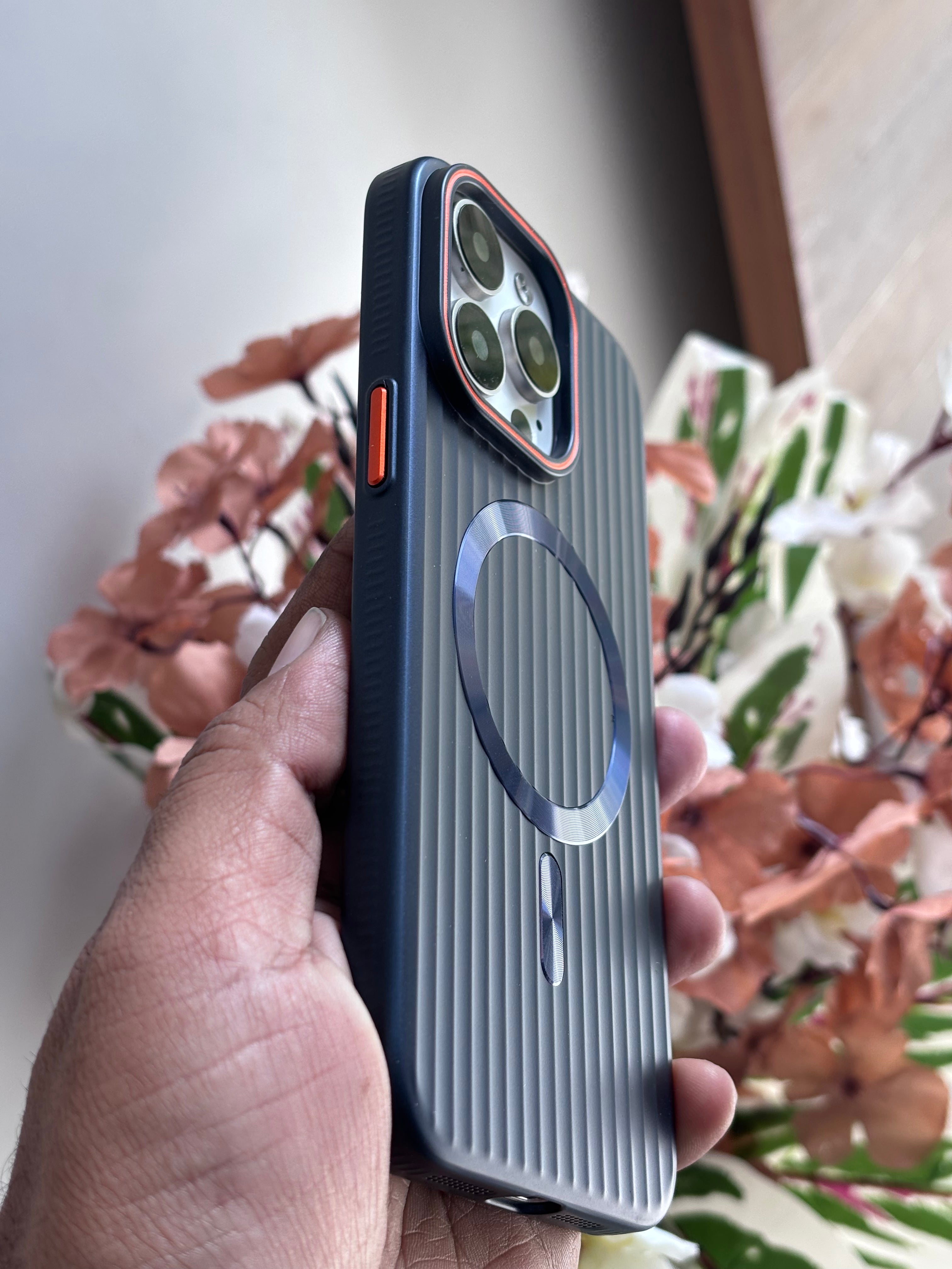 15 Pro Cover - Corrugated iPhone Case-1162