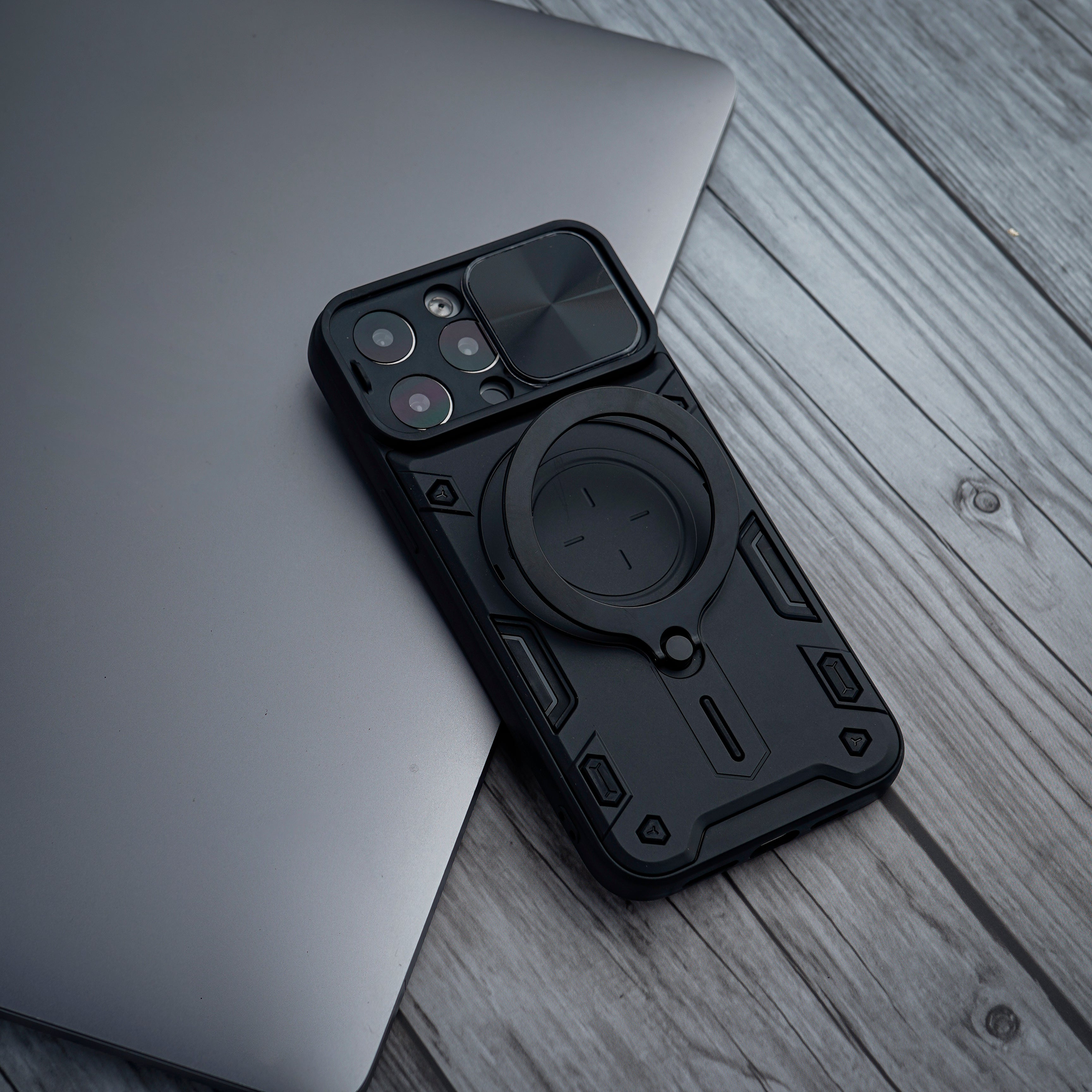 iPhone 13 Pro Cover - Black