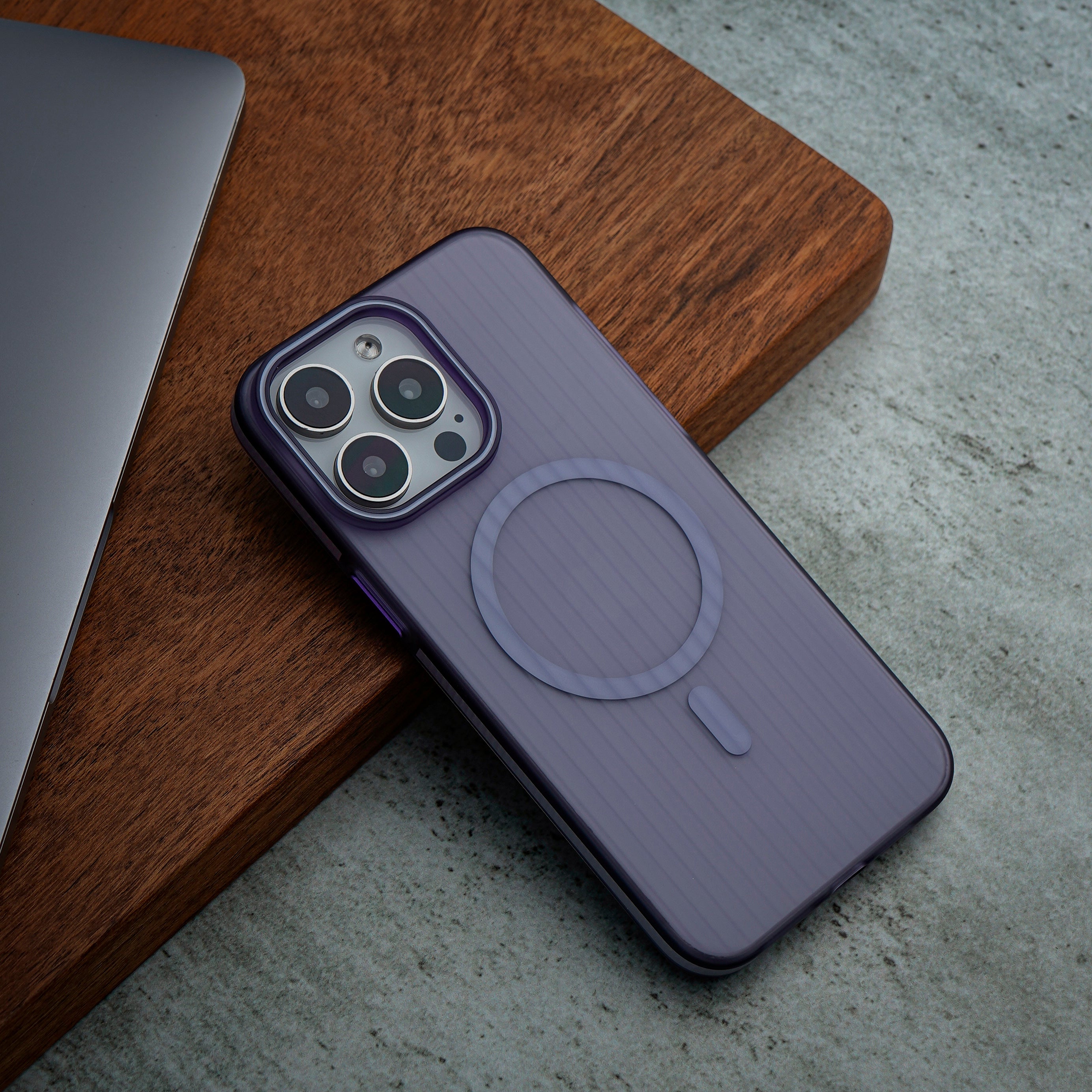 iPhone 14 Pro Case - Corrugated Style Cover