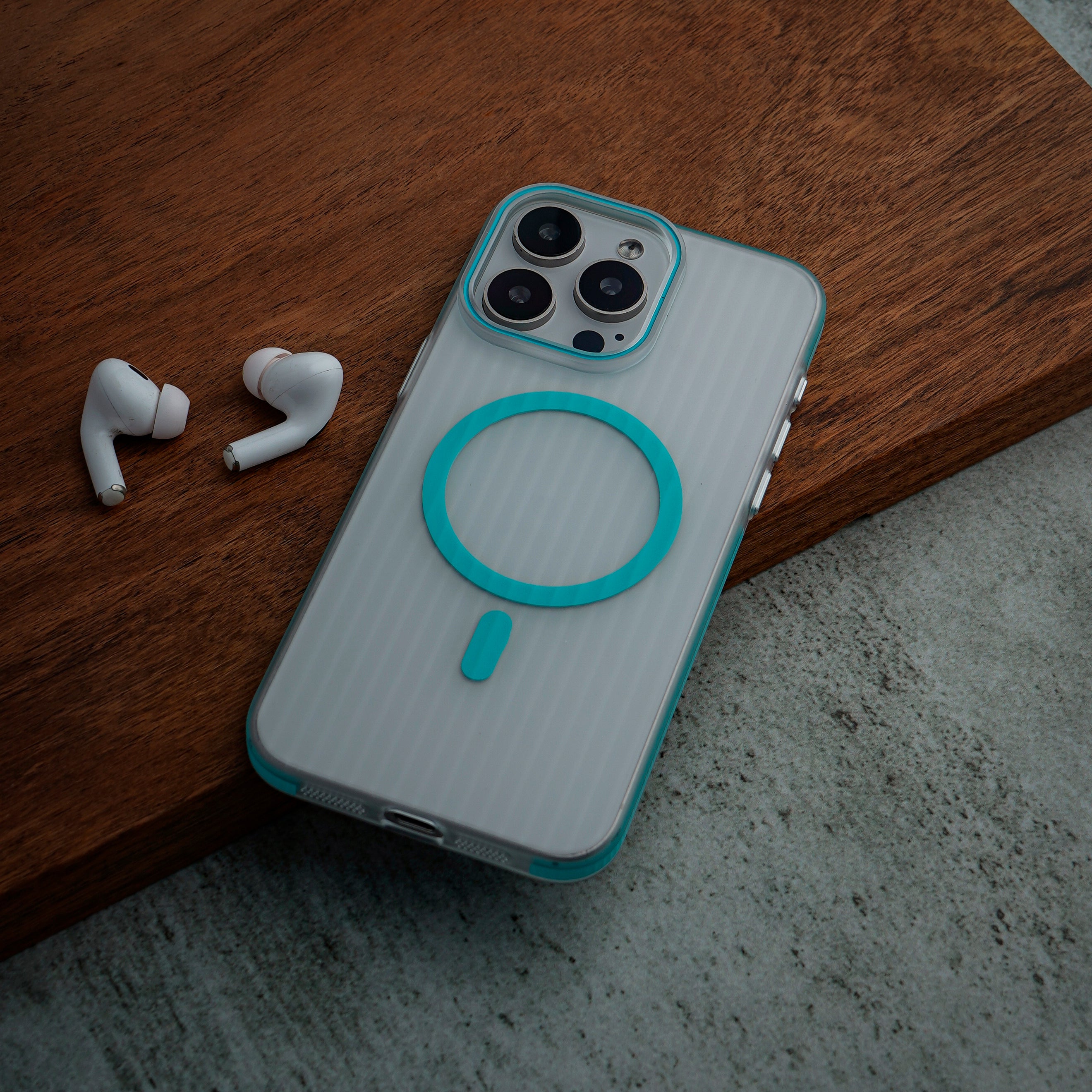 iPhone 14 Pro Cases - Corrugated Style Back Cover