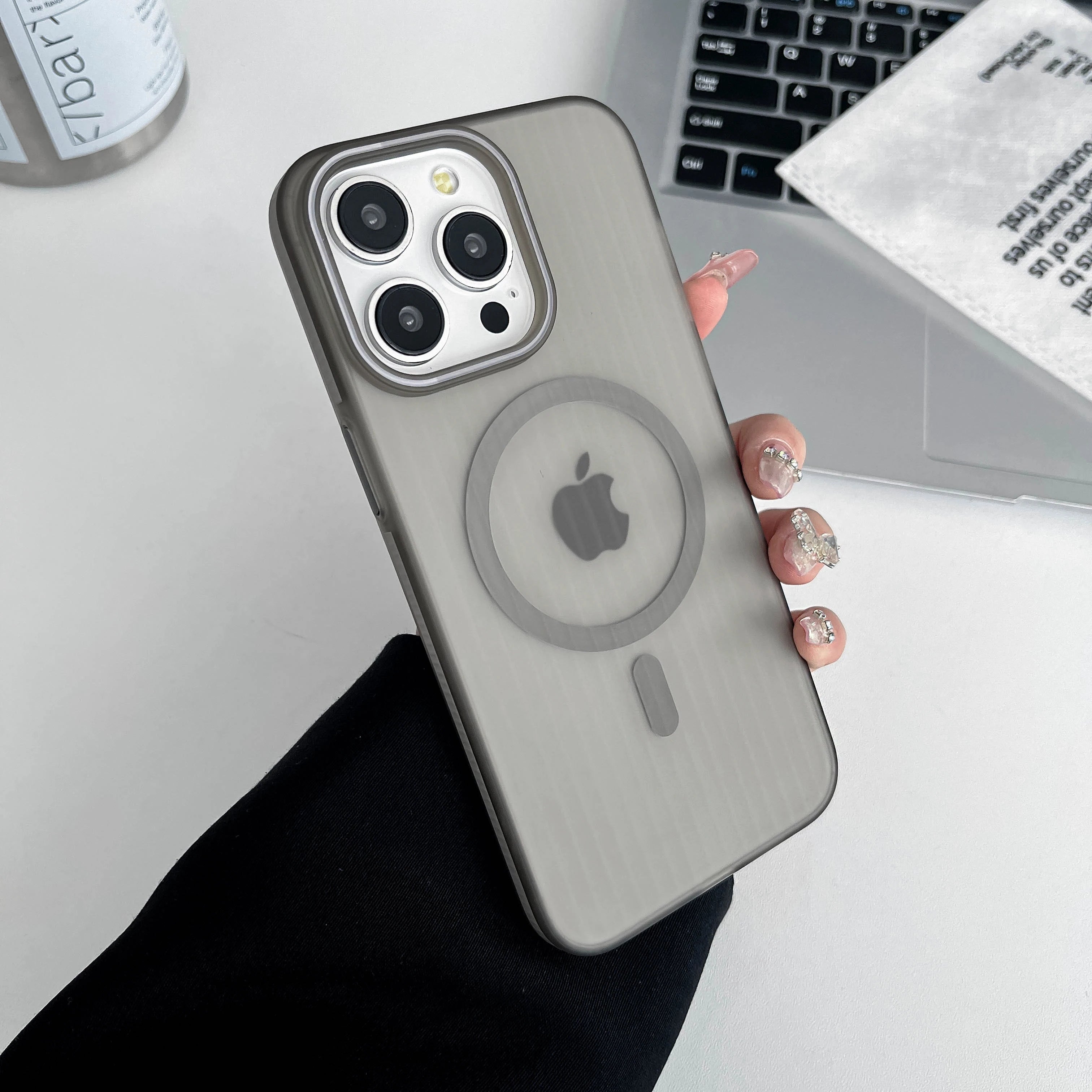 iPhone 15-Matte-Splicing-Case-Wireless-Charging-Skin-Feel-Detachable-Hard-PC-Phone-Case-Gray 