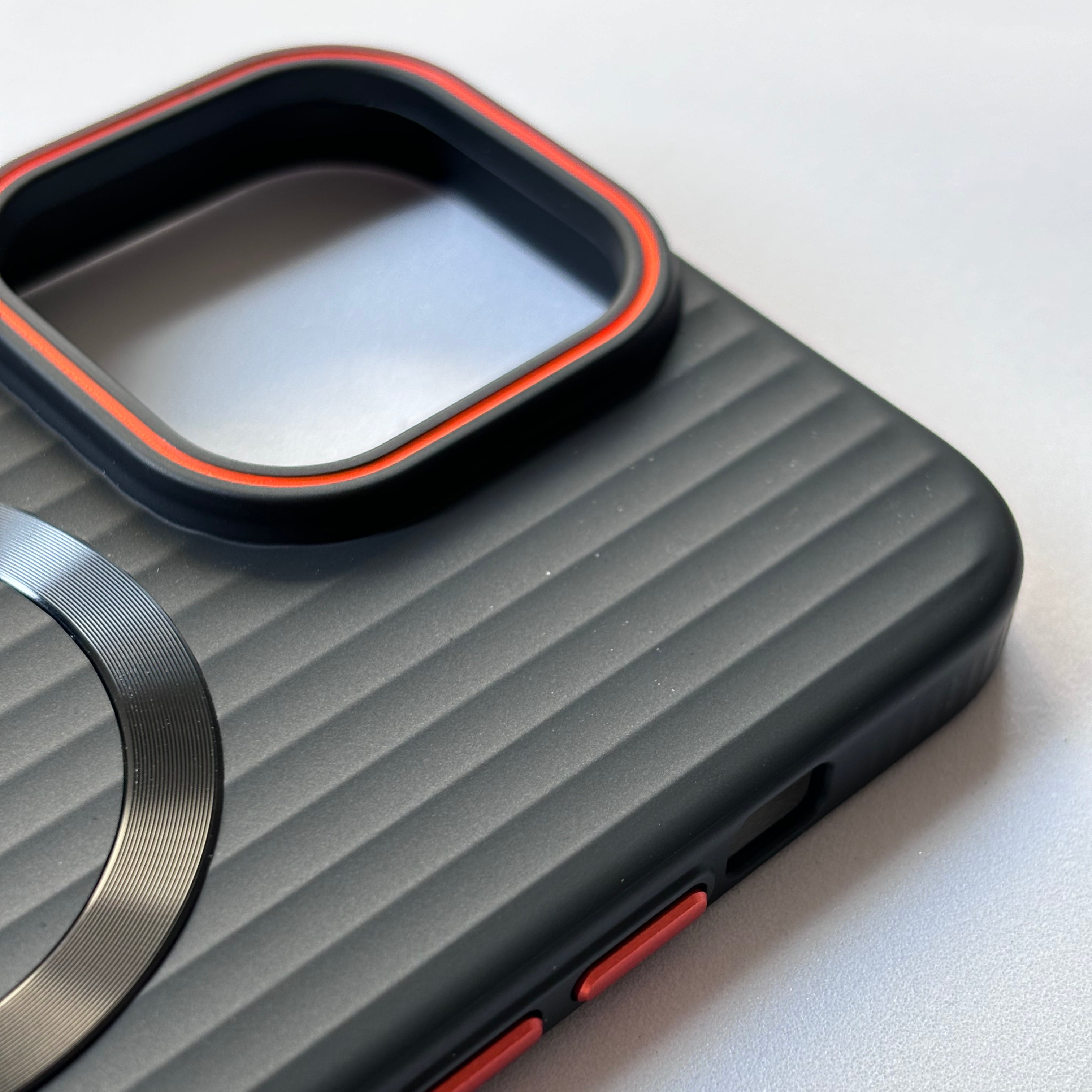 iPhone 13 Pro Max Cover Case Black