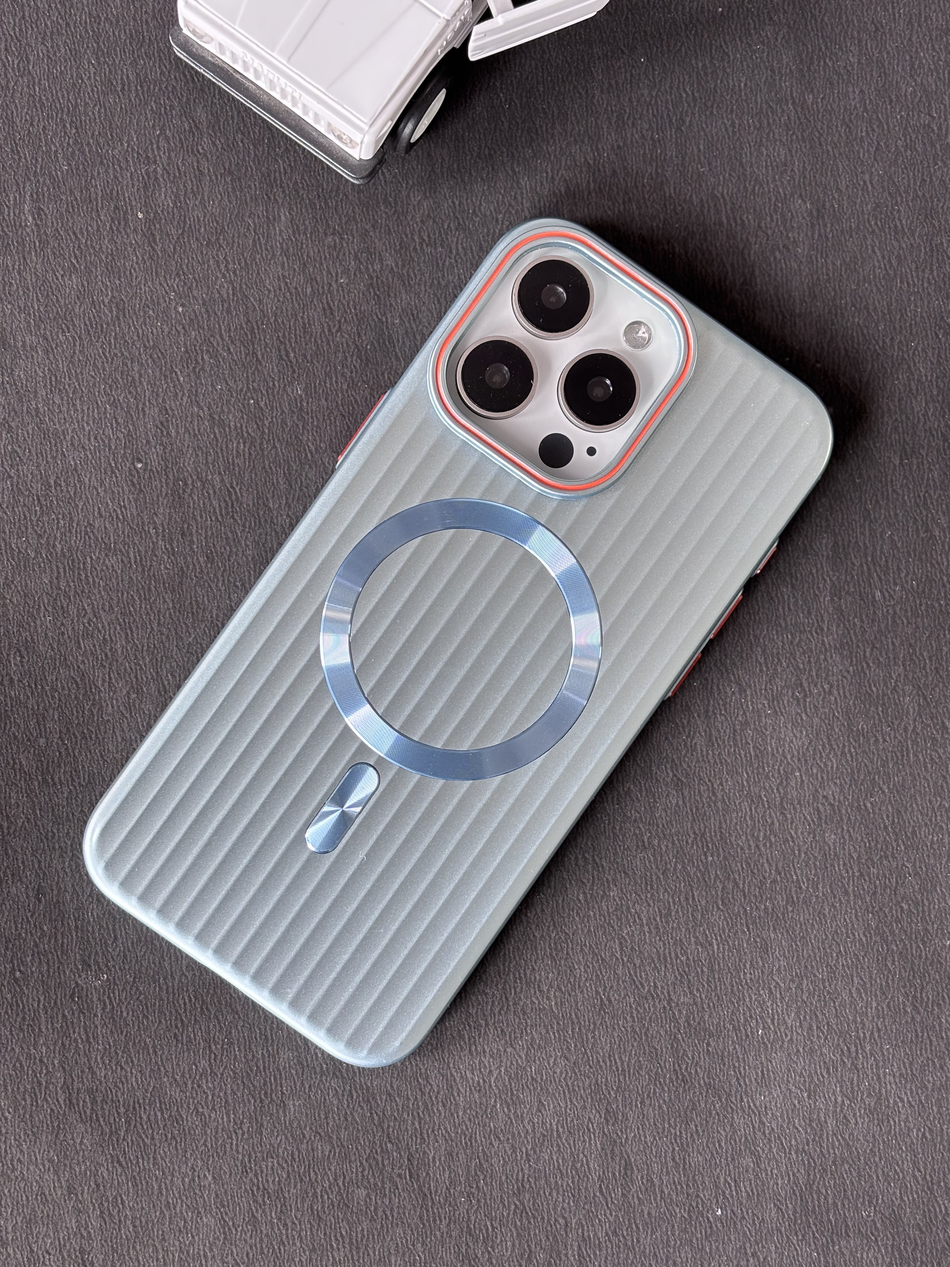 iPhone 15 Pro Case - Luxury Hybrid Corrugated Cover-1130