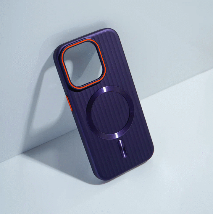 iPhone 14 Back Case Luxury Wave Design Cover - Image 2