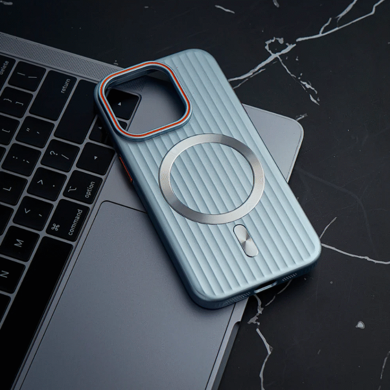 iPhone 15 Pro Case - Luxury Hybrid Corrugated Cover