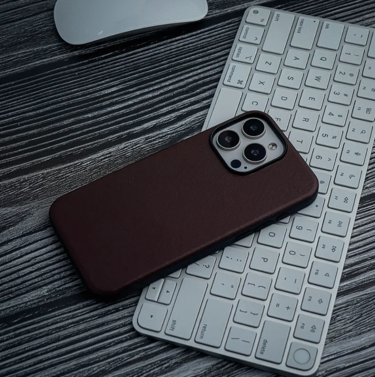 Iphone 15 pro case – with camera lens protection 01